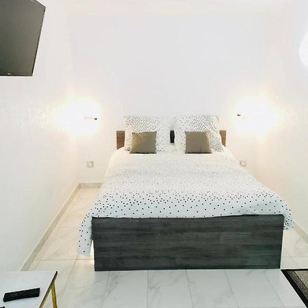 Agreable Studio A Proximite De Paris Et Henri Mondor Créteil Exterior foto