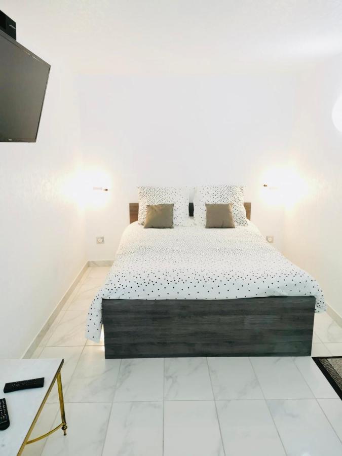 Agreable Studio A Proximite De Paris Et Henri Mondor Créteil Exterior foto