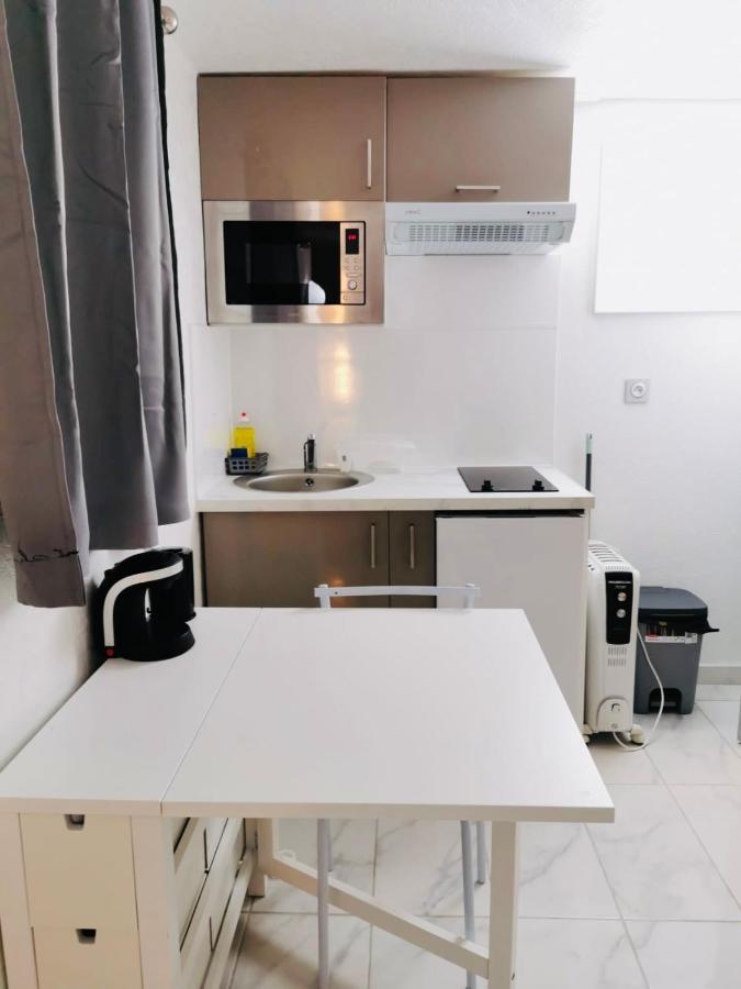 Agreable Studio A Proximite De Paris Et Henri Mondor Créteil Exterior foto